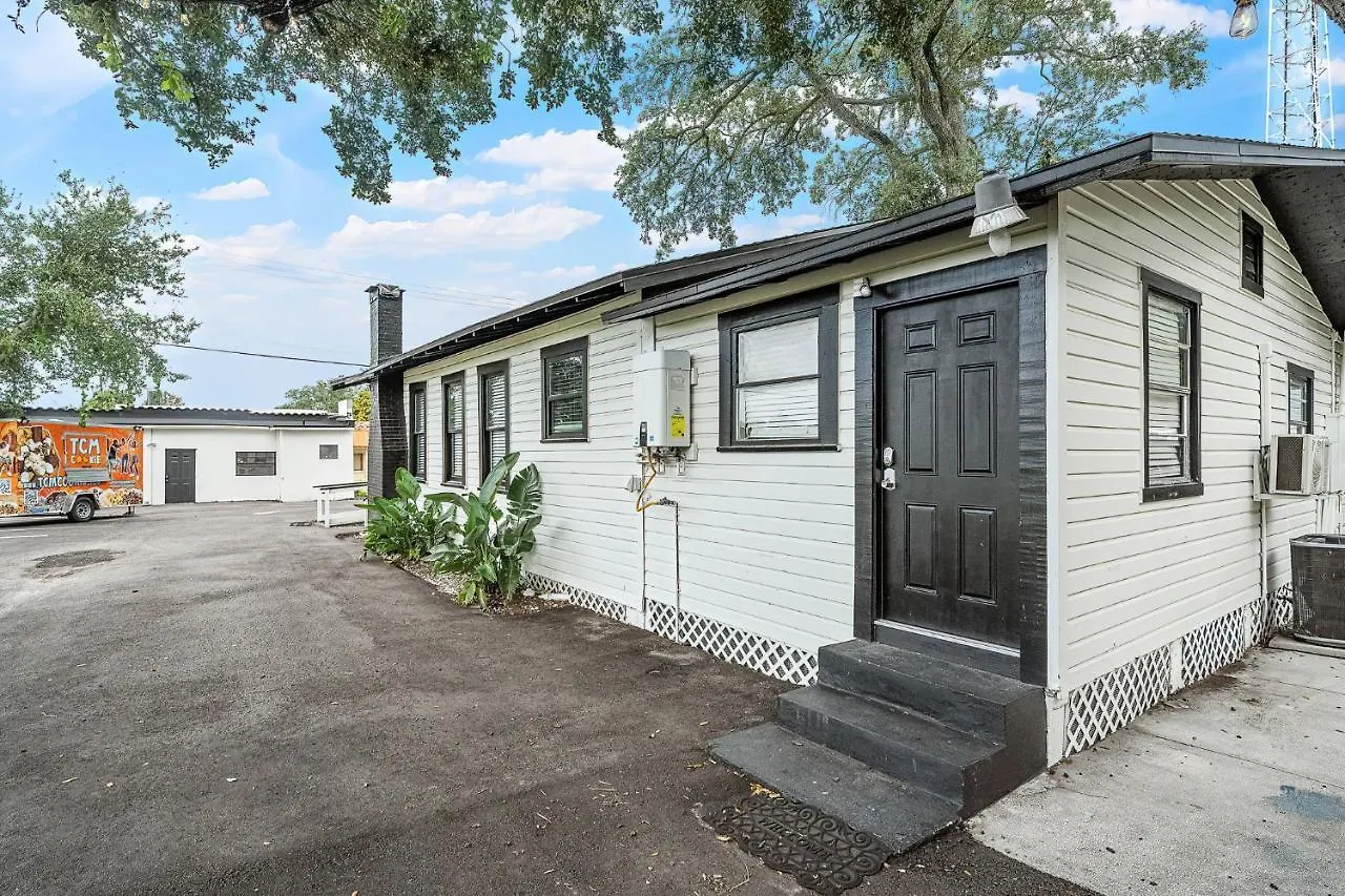 Holiday home Orange Blossom Place-Walk To Shops Bars & Food Tampa United States